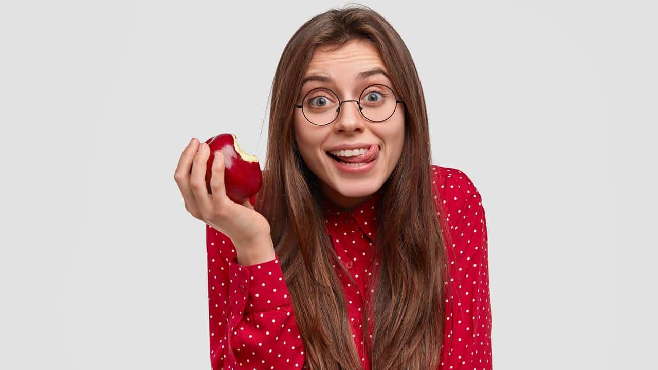 Qual é o melhor horário para comer maçãs?
