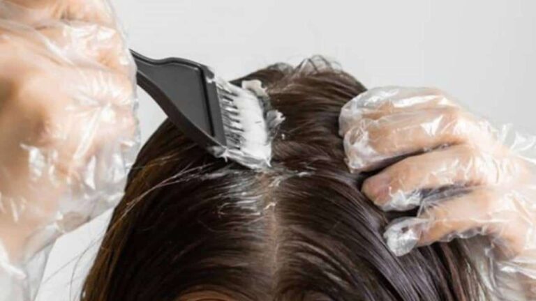 Quer pintar os cabelos Grisalhos em casa?