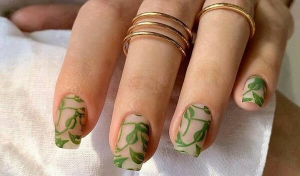 Unhas Vintage: Modelos para voltar no tempo mas continuar moderna! 