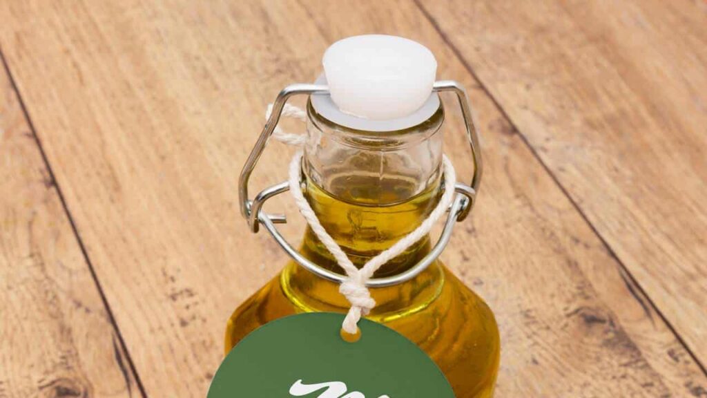 Prepare seu próprio óleo natural mágico