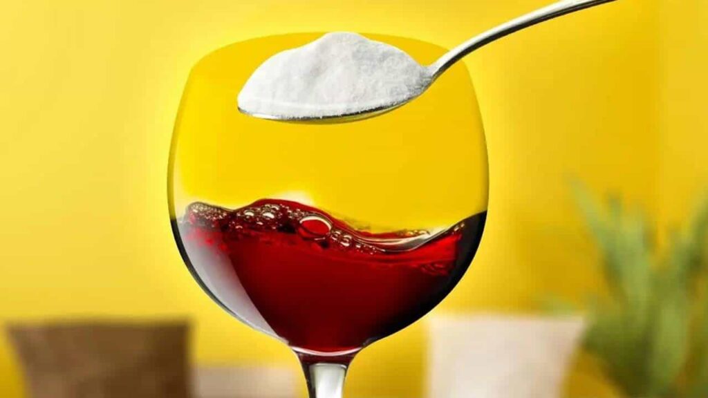 colocar bicarbonato de sódio dentro do vinho