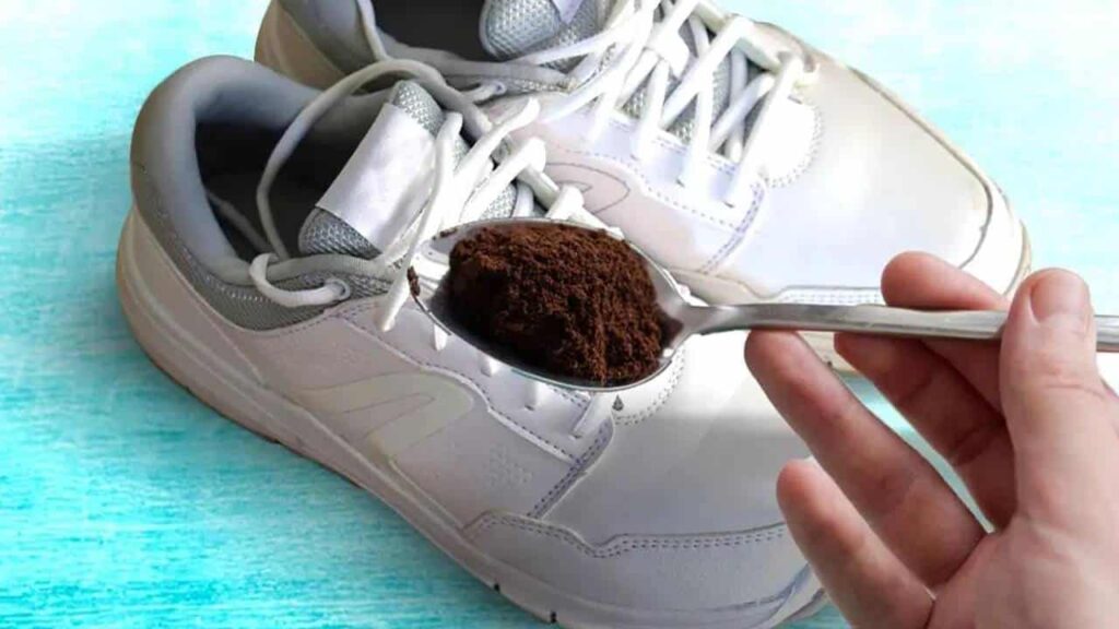 café nos sapatos é uma ótima ideia?