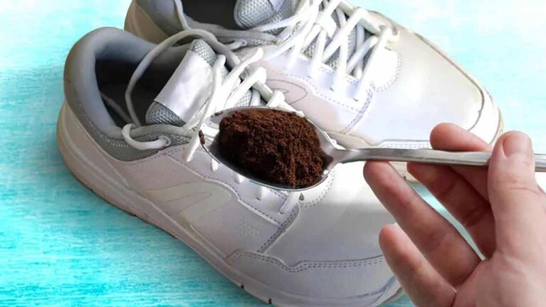 café nos sapatos é uma ótima ideia?
