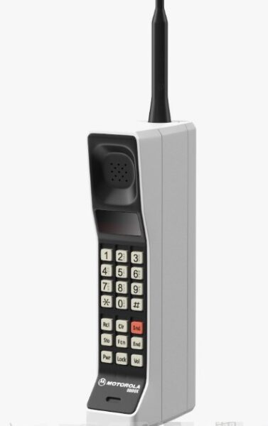 1. Motorola Dynatac 8000x