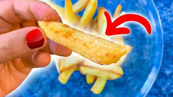 truque para fazer deliciosas Batatas Fritas de micro-ondas