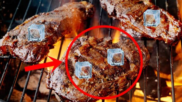  cubo de gelo na carne enquanto assa o churrasco?