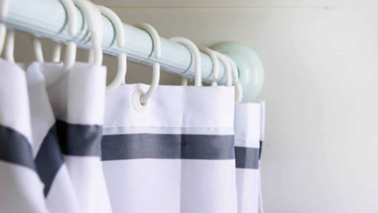 Eliminar mofo nas cortinas do banheiro