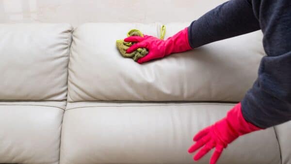 Dicas de limpeza para limpar sofá de couro!