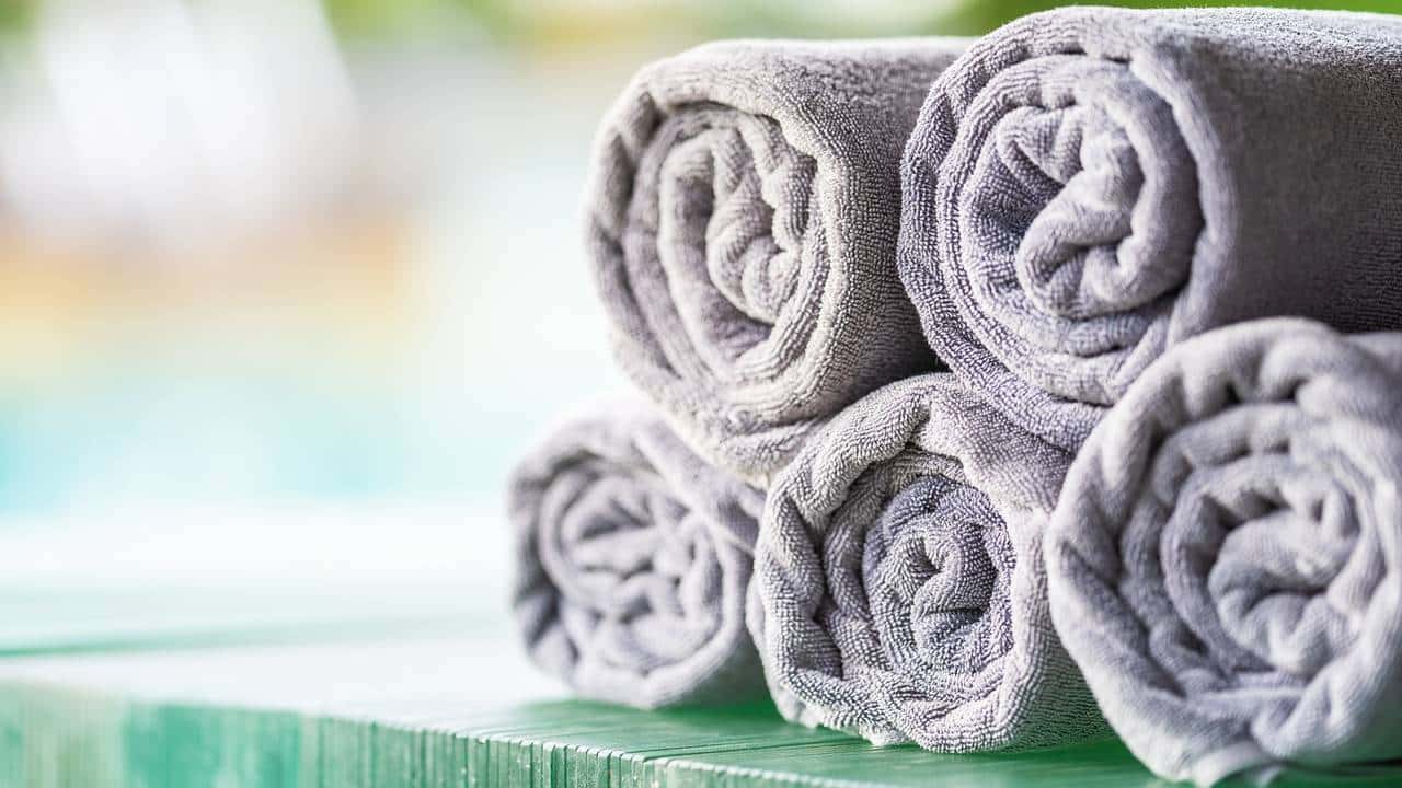 Limpar o cheiro de mofo das toalhas