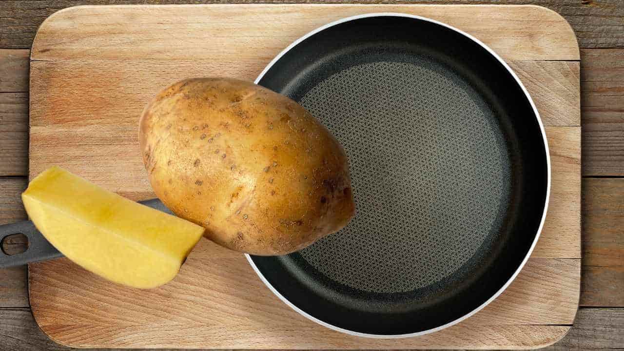 Como usar a batata para limpar diferentes superfícies da casa