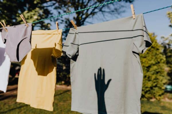 Estas são as melhores dicas para lavar roupas a seco