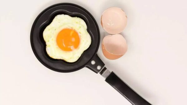 RECEITA FÁCIL: é assim que se prepara ovos fritos mais saudáveis
