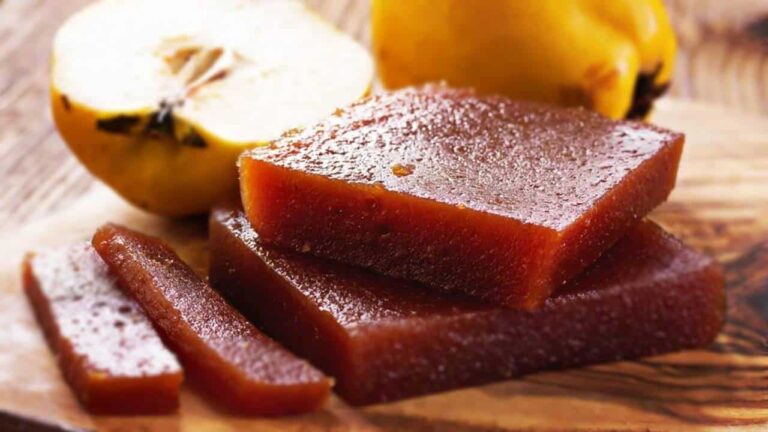 RECEITA DA VOVÓ: como fazer geleia caseisa simples e irresistível