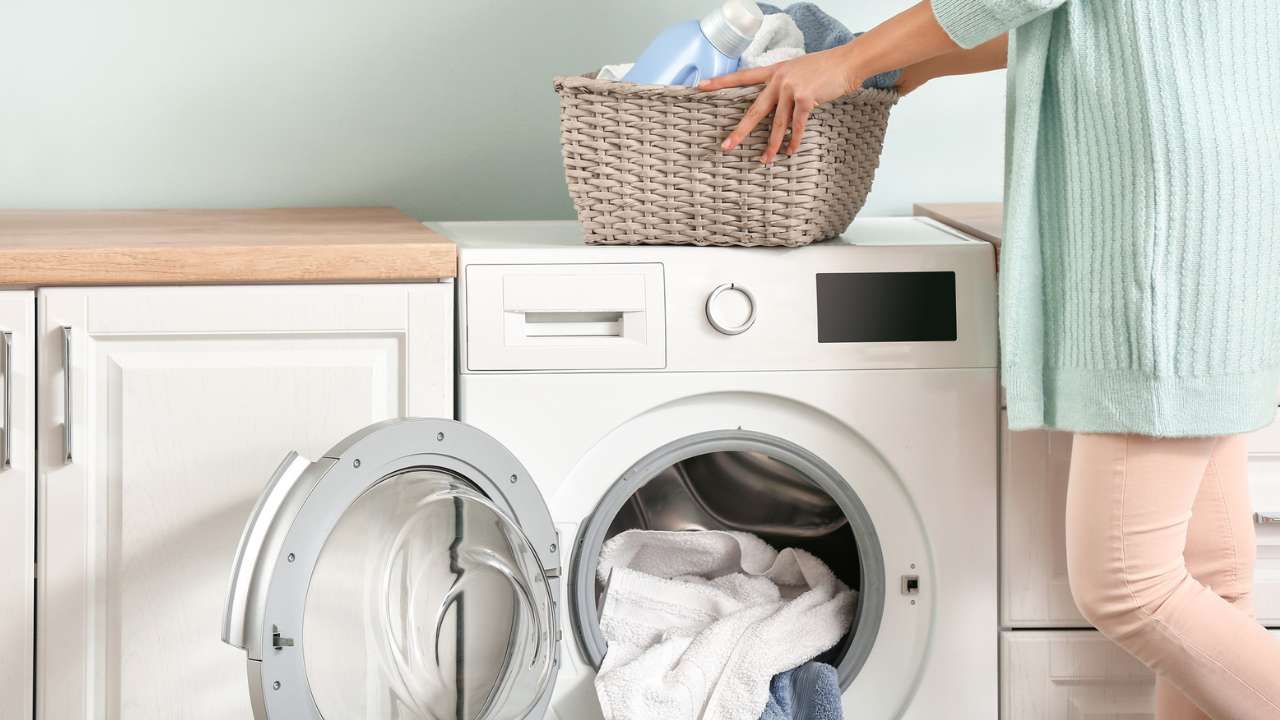 Economizar água ao lavar roupas
