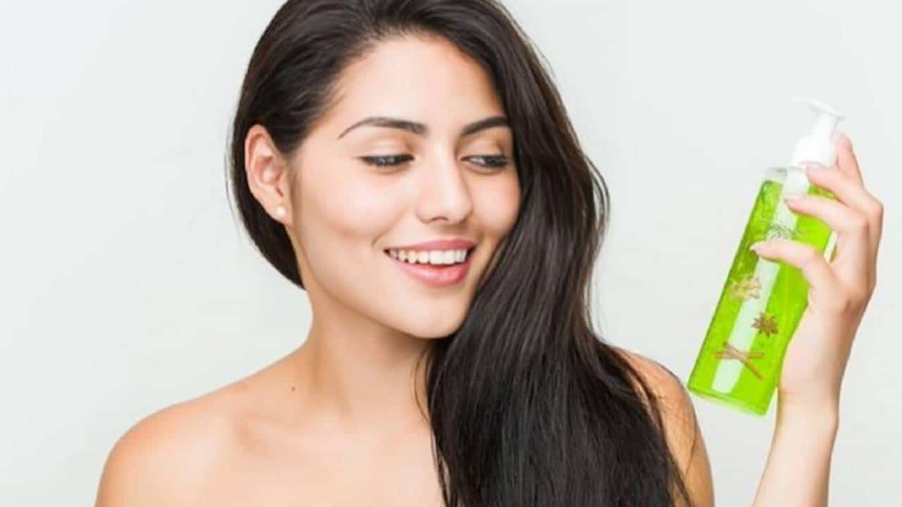 Shampoo poderoso que estimula o crescimento do cabelo desde a primeira lavagem