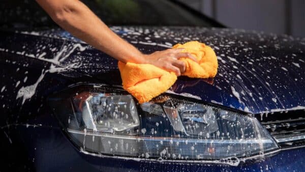 ajudar a lavar seu carro