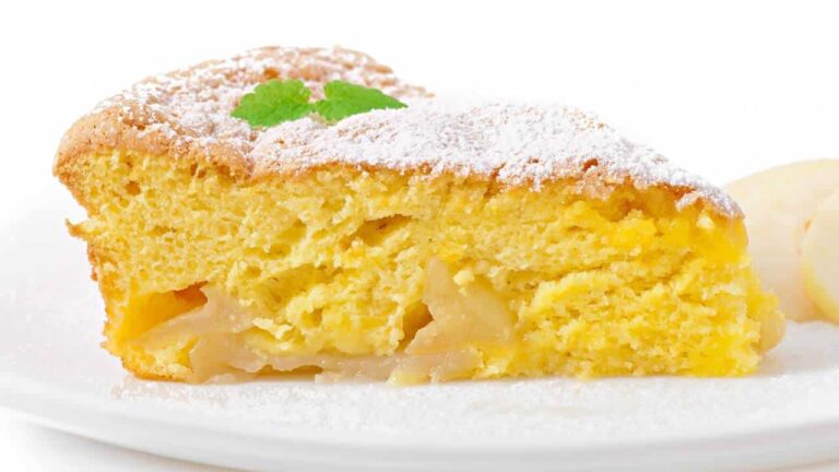 bolo DELICIOSO de cenoura molhado e fofo