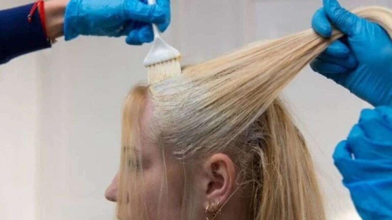 Cronograma capilar para cabelos descoloridos e danificados