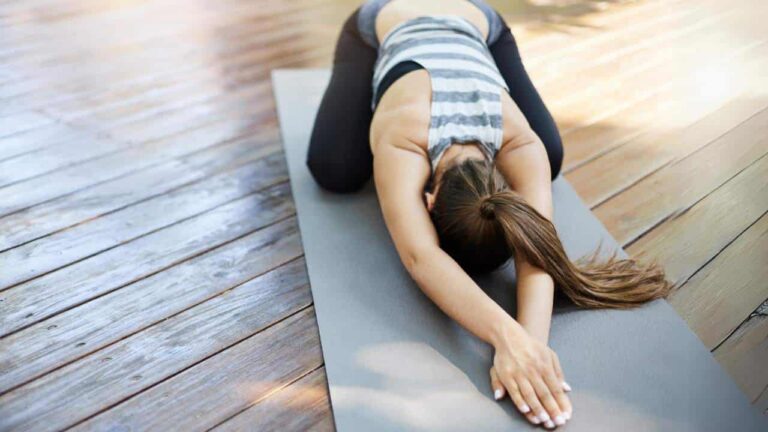 exercícios práticos para melhorar sua postura