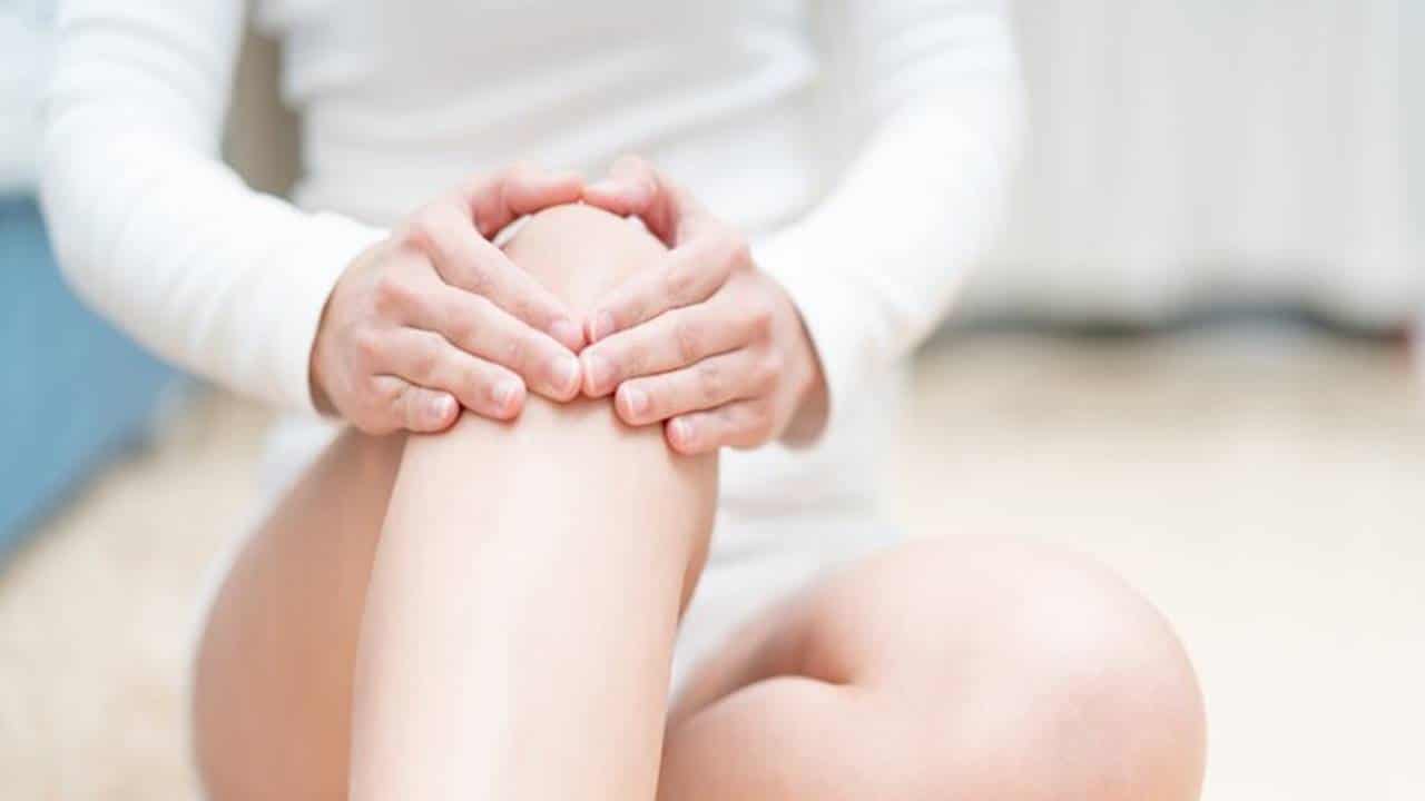 Elimine manchas escuras nos joelhos com este remédio natural