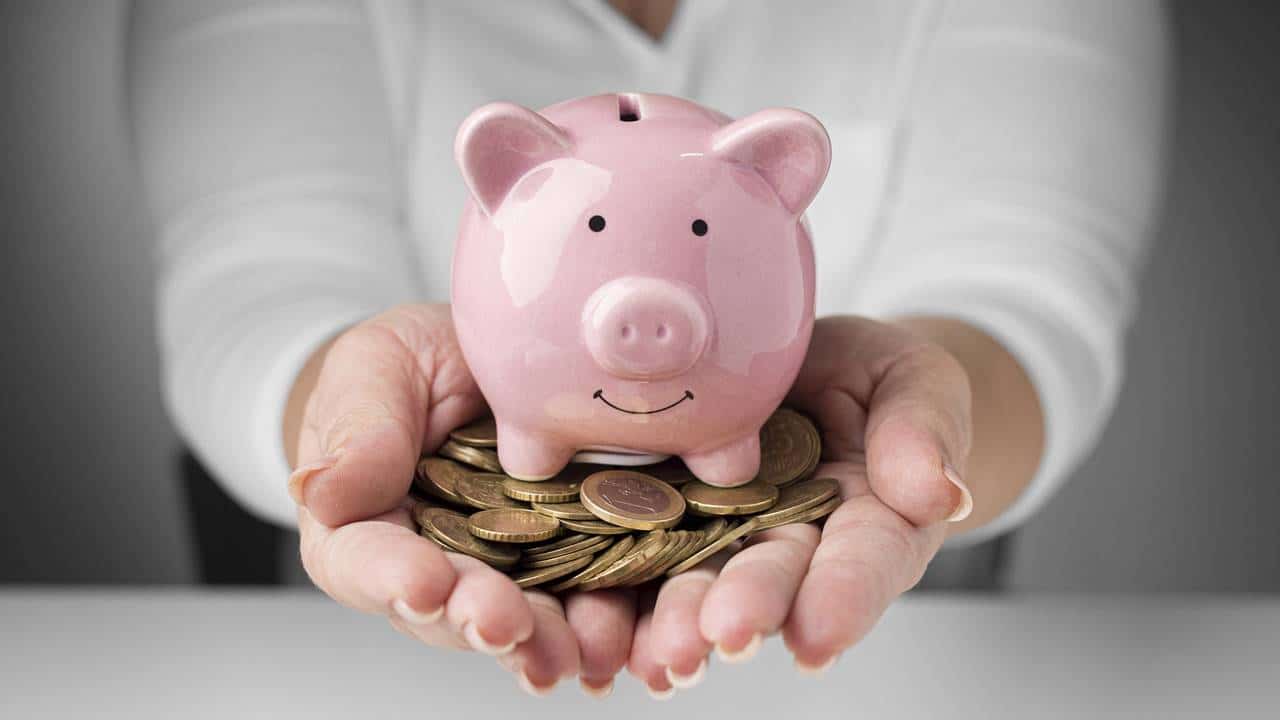 3 formas de economizar dinheiro: Para quem tiver problemas financeiros!
