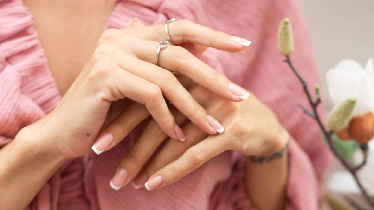 Ingredientes naturais para acabar com as unhas amareladas