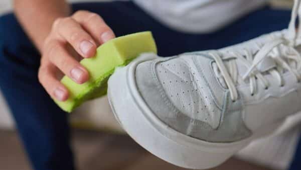acetona para limpar seu tênis
