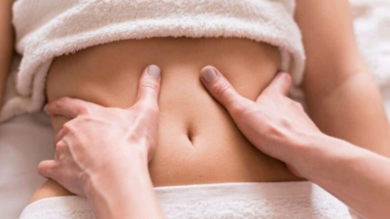 adeus à barriga flácida com esta massagem