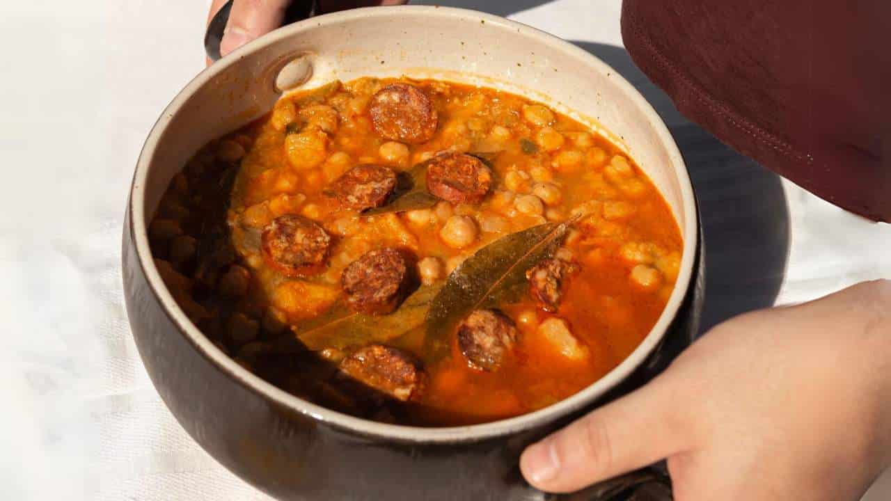 Dica para cozinhar feijão rápido e sem panela de pressão!