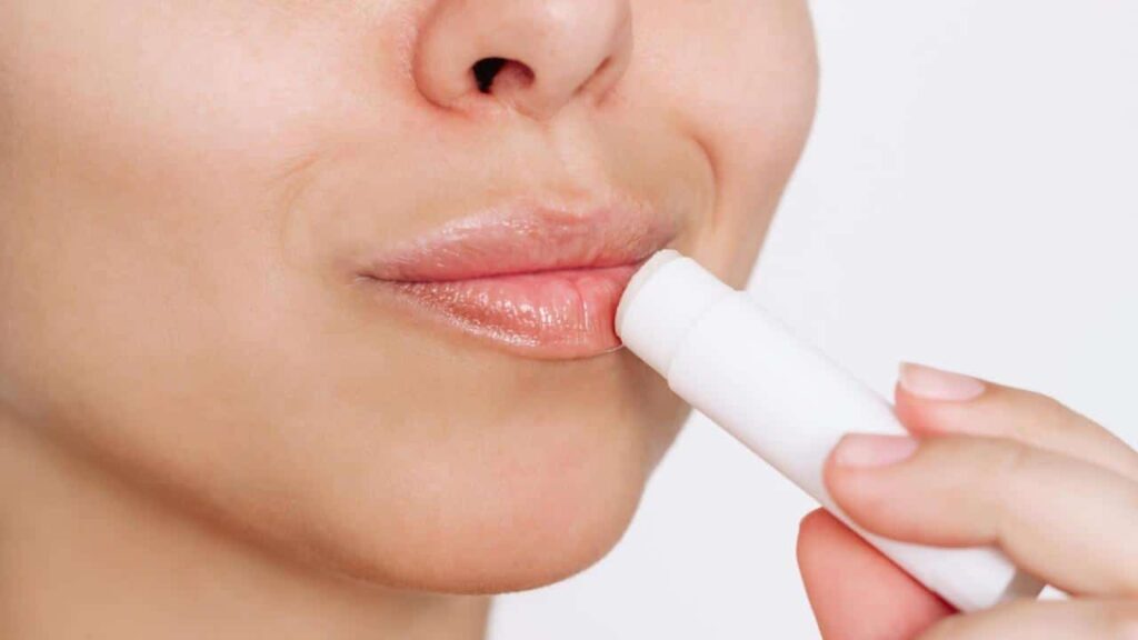 fazer um protetor labial caseiro
