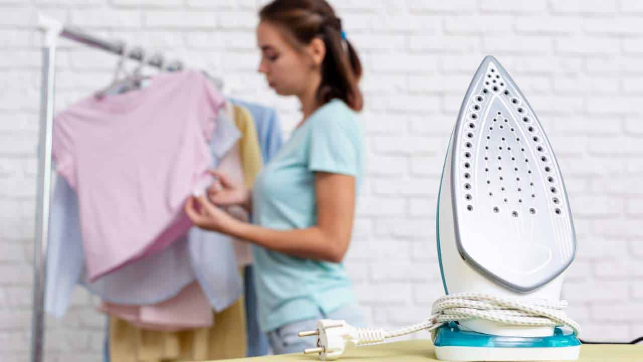 limpar o ferro de passar roupas