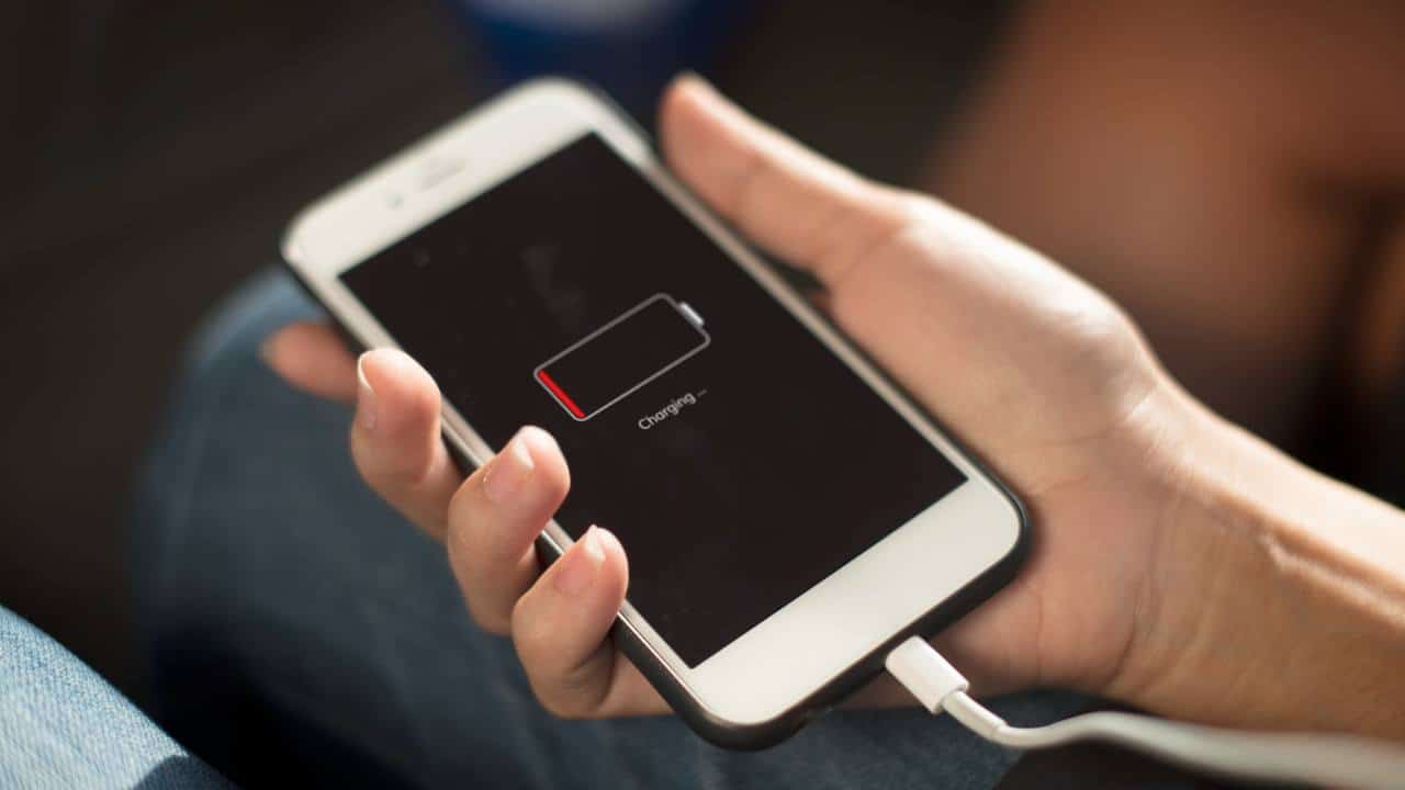 Truque para fazer a bateria do seu iPhone durar mais!