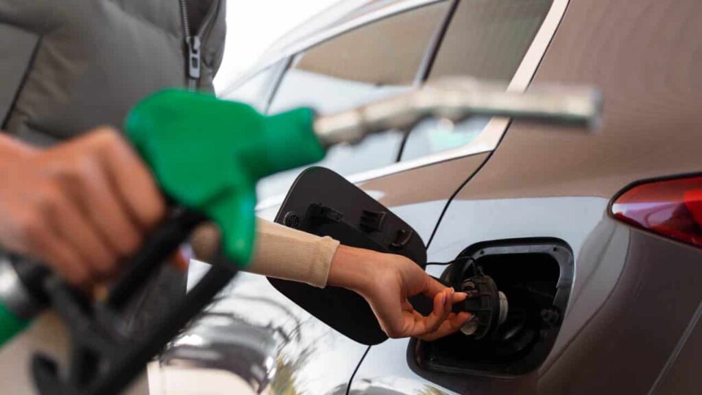 economizar gasolina e dinheiro