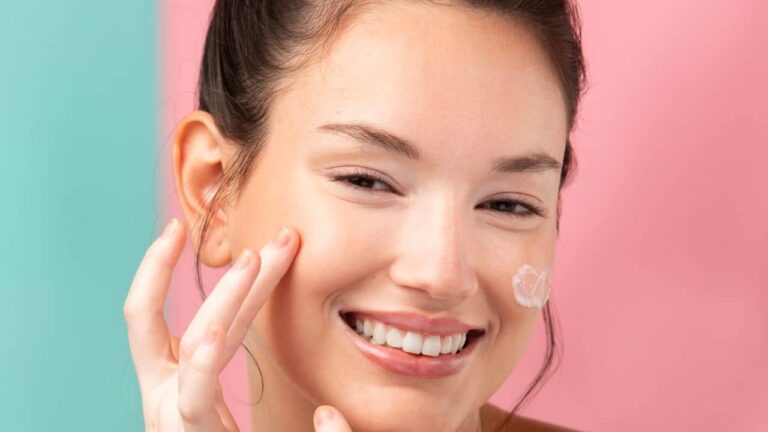 Faça seu bálsamo facial demaquilante com azeite para limpeza dupla
