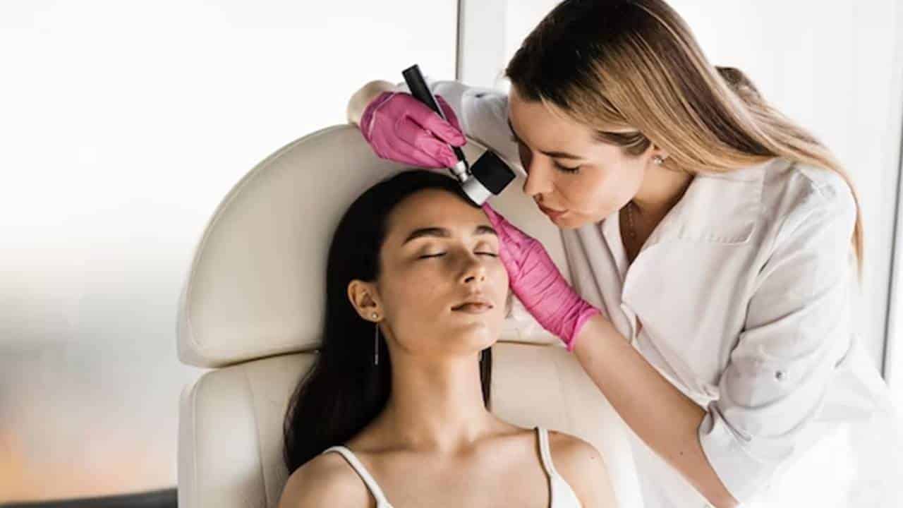 Controle Dermatoscópico: o que é e por que você deve agendar uma consulta anual