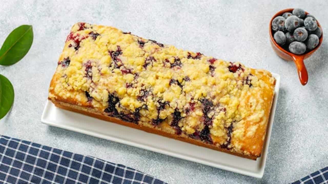 Aprenda a preparar um delicioso bolo de iogurte com esta receita