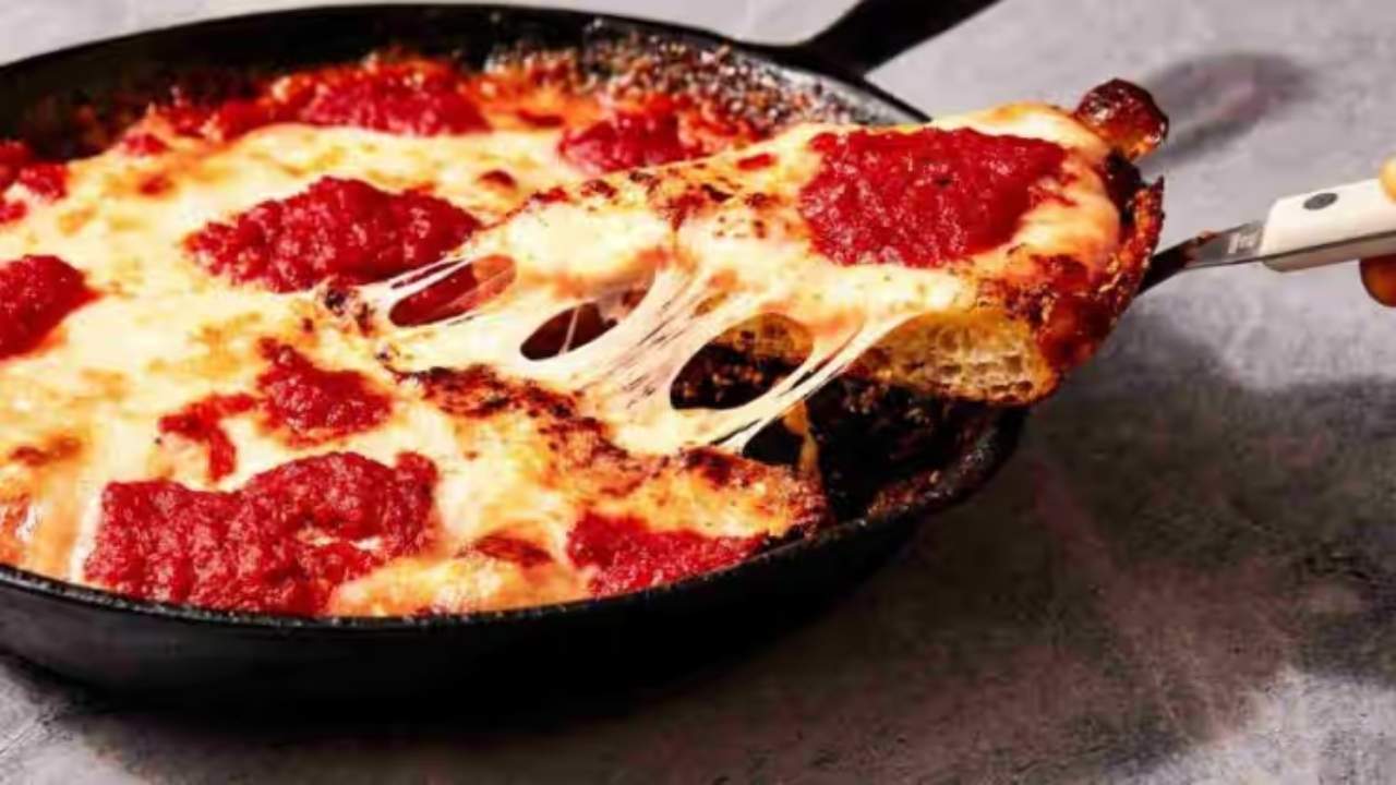 Pizza de frigideira rápida: Fácil, sem forno e econômica!