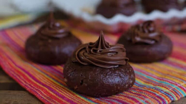 Cookies de chocolate veganos sem assar