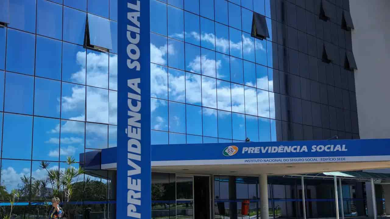 INSS vai devolver descontos indevidos a aposentados e pensionistas até dezembro