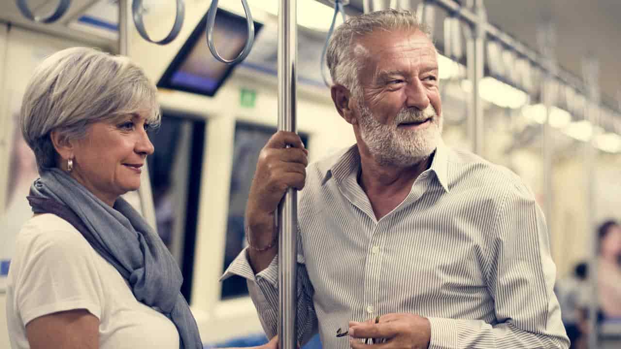 Transporte gratuito para idosos a partir de 60 anos: veja como garantir o benefício